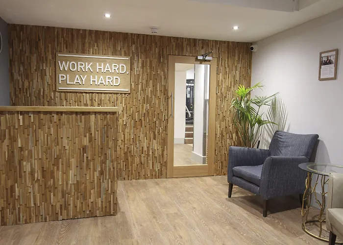 Fistral Beach And Spa - Adults OnlyAirport Hotel